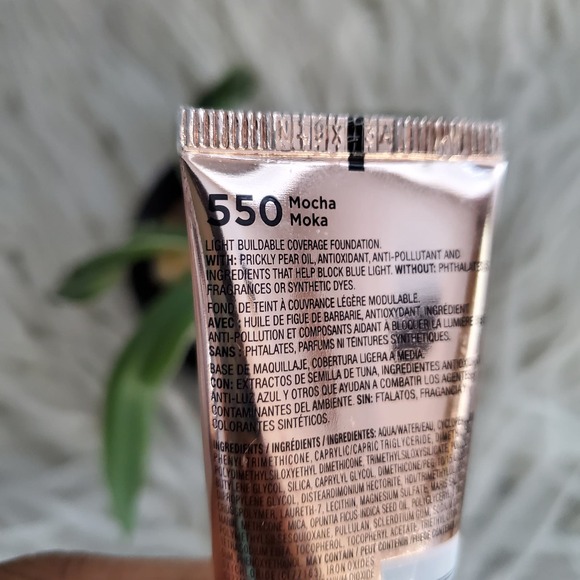 Revlon Candid Moisture Glow Anti-Pollution Foundation Bundle Mocha 550 - Picture 4 of 6